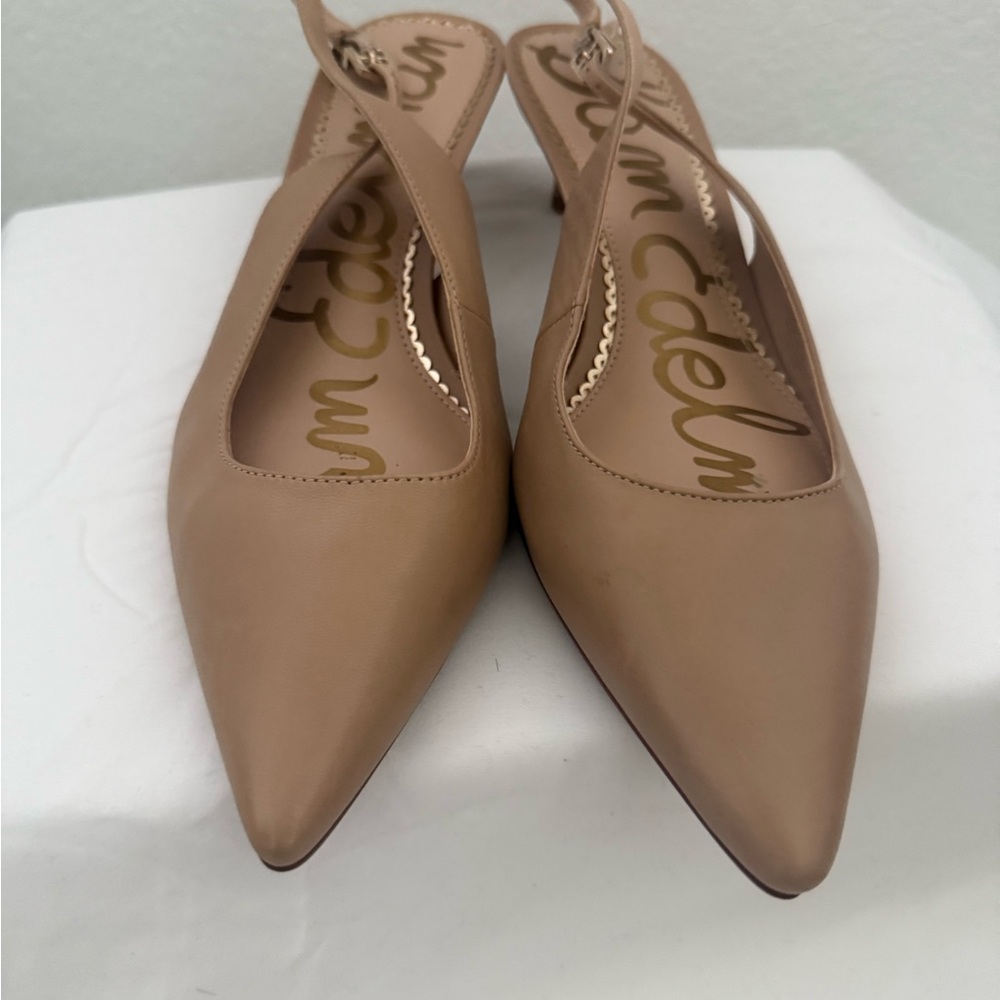 Sam Edelman Tan Heels Elegant and Versatile